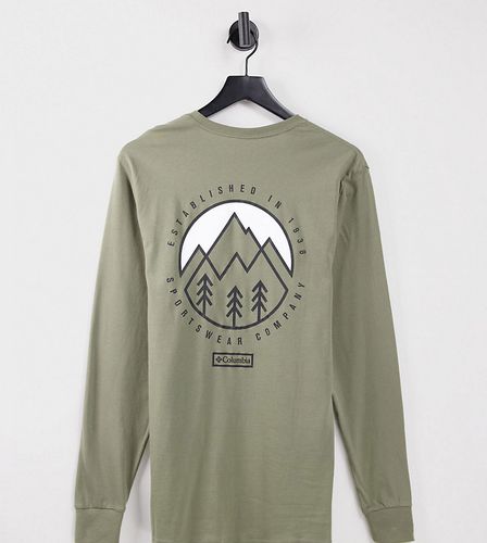Cades Cove - T-shirt a maniche lunghe verde con stampa sul retro - In esclusiva per ASOS - Columbia - Modalova