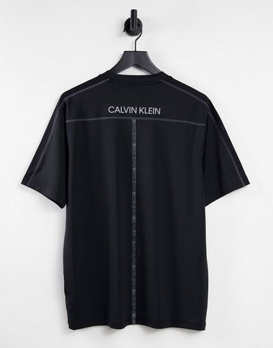 Performance - T-shirt con logo con fettuccia, colore nero - Calvin Klein - Modalova