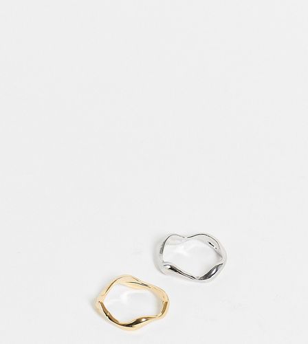 Confezione da 2 anelli in metalli misti fusi - DesignB London Curve - Modalova