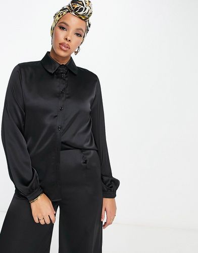 Camicia in raso nero con bottoni - Flounce London - Modalova