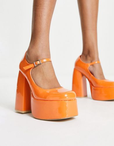 Koi - Scarpe Mary Jane con tacco e plateau arancioni verniciati-Arancione - Koi Footwear - Modalova