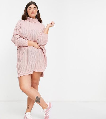 X Billie Faiers - Vestito maglia lavorato oversize con collo alto rosa - In The Style Plus - Modalova