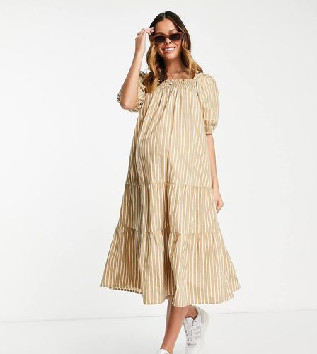 Vestito midi a balze con maniche a sbuffo, colore marrone a quadretti - Influence Maternity - Modalova