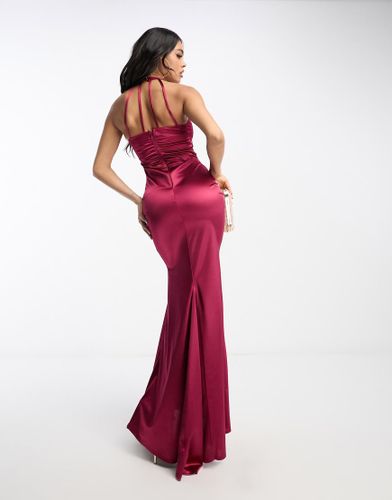 Vestito lungo in raso color vino allacciato al collo-Rosso - Lipsy - Modalova