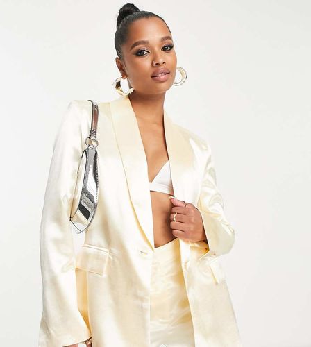Blazer da sposa strutturato in raso bianco in coordinato - Liquorish Petite - Modalova
