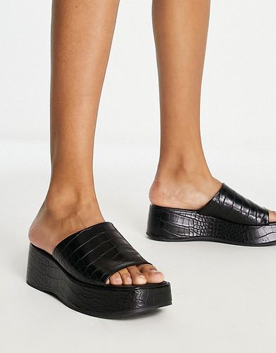 Sandali in pelle effetto coccodrillo neri con tacco - BLACK-Nero - Monki - Modalova