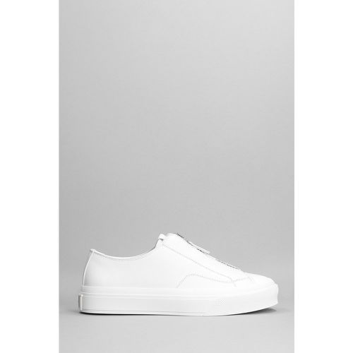 Sneakers City low in Pelle Bianca - Givenchy - Modalova