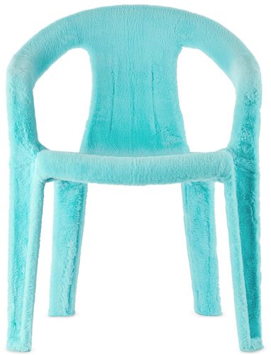 Blue Faux-Fur Upcycled Monobloc Chair - Botter - Modalova