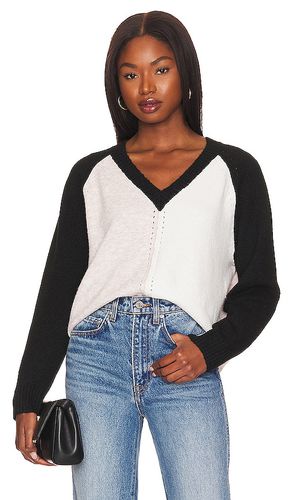 Myla V-neck Raglan Sweater in ,. Size L - Central Park West - Modalova