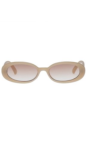 Le Specs Outta Love in Taupe - Le Specs - Modalova