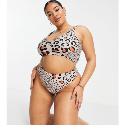 bikini sgambato vita alta